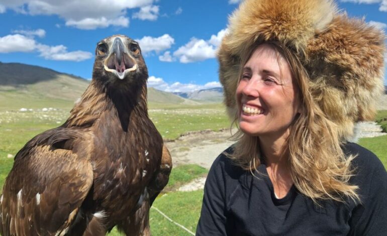 Hoofddorpse illustrator maakt kaartenset voor goed doel na bijzondere reis door Mongolië
