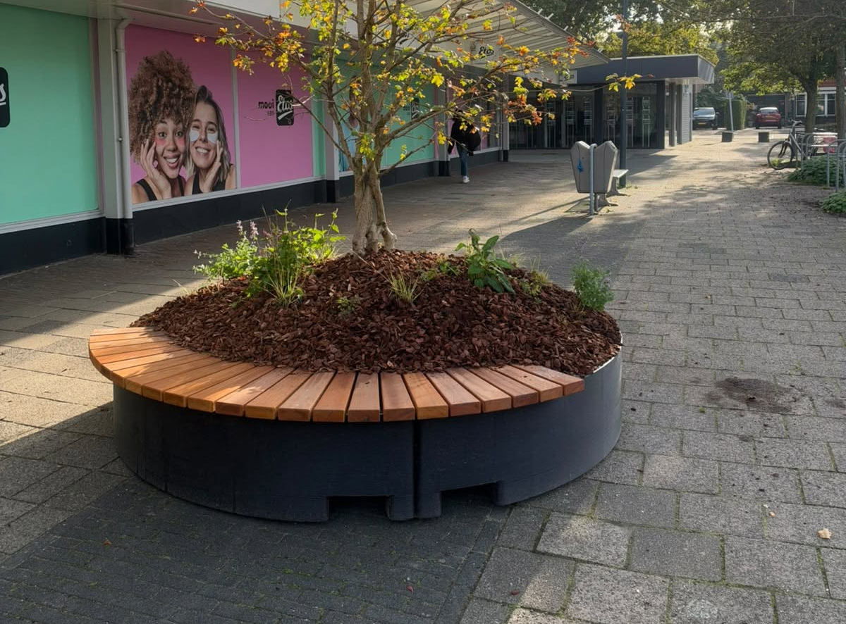 Drie JungleBlocks geven centrum Badhoevedorp meer groen