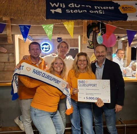 Oranjevereniging Beatrix Nieuw-Vennep ontvangt 5.000 euro uit Rabo Clubsupport